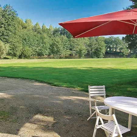 2 Bedroom Gorgeous In Hermier * La Chapelle-Hermier